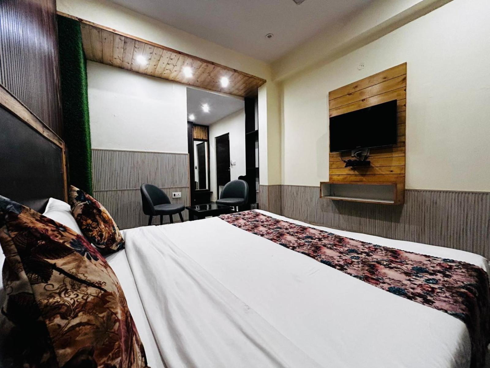 Hangout Inn Bhāgalpur 外观 照片