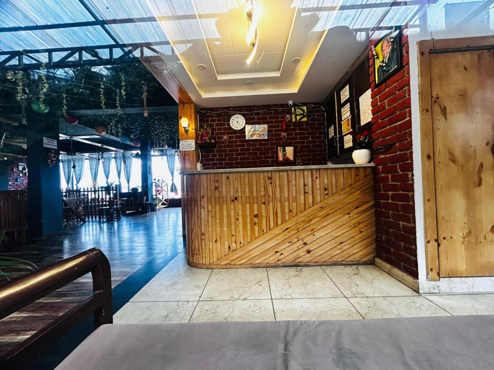 Hangout Inn Bhāgalpur 外观 照片